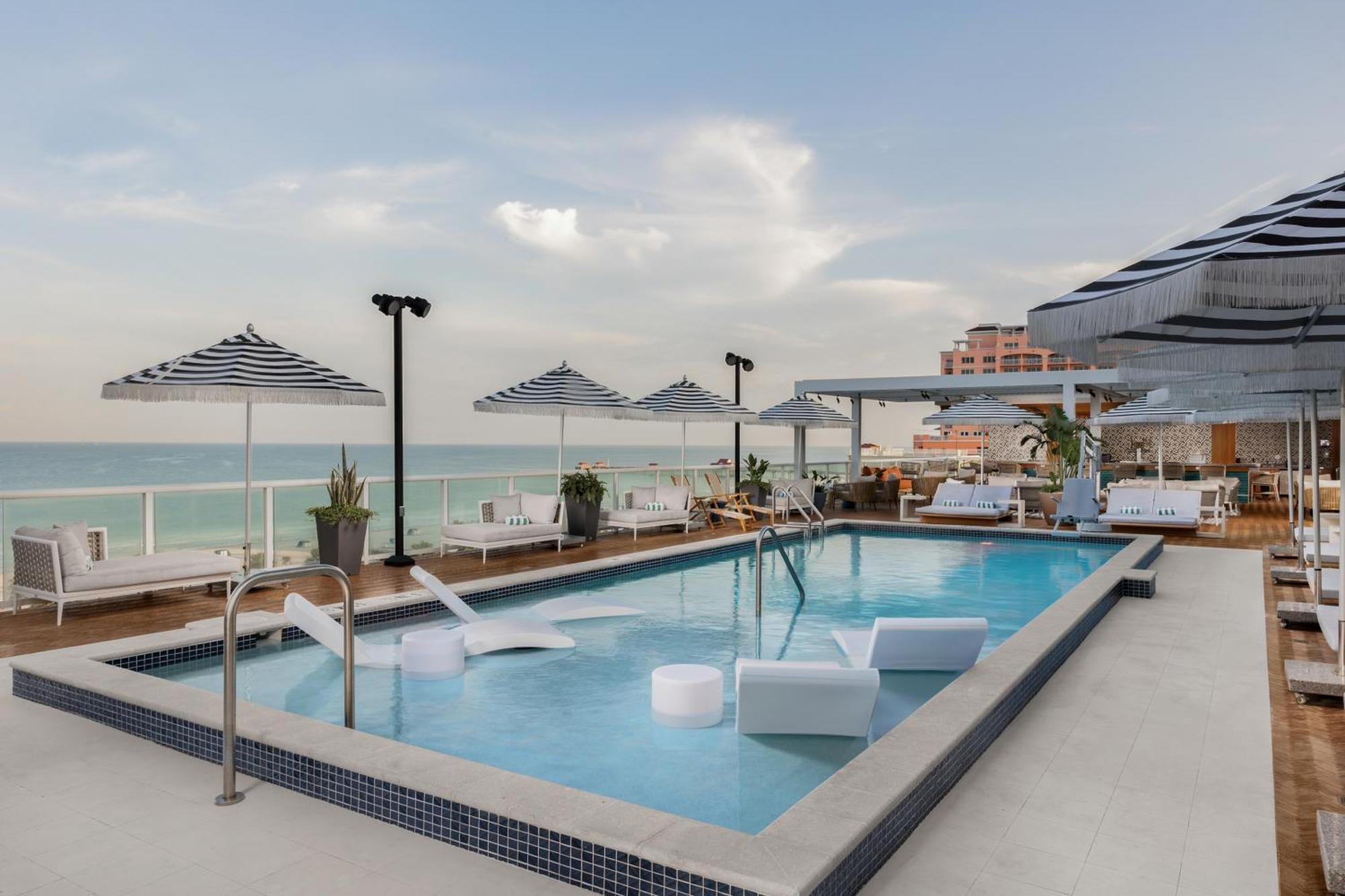 The Hiatus Clearwater Beach, Curio Collection By Hilton Buitenkant foto